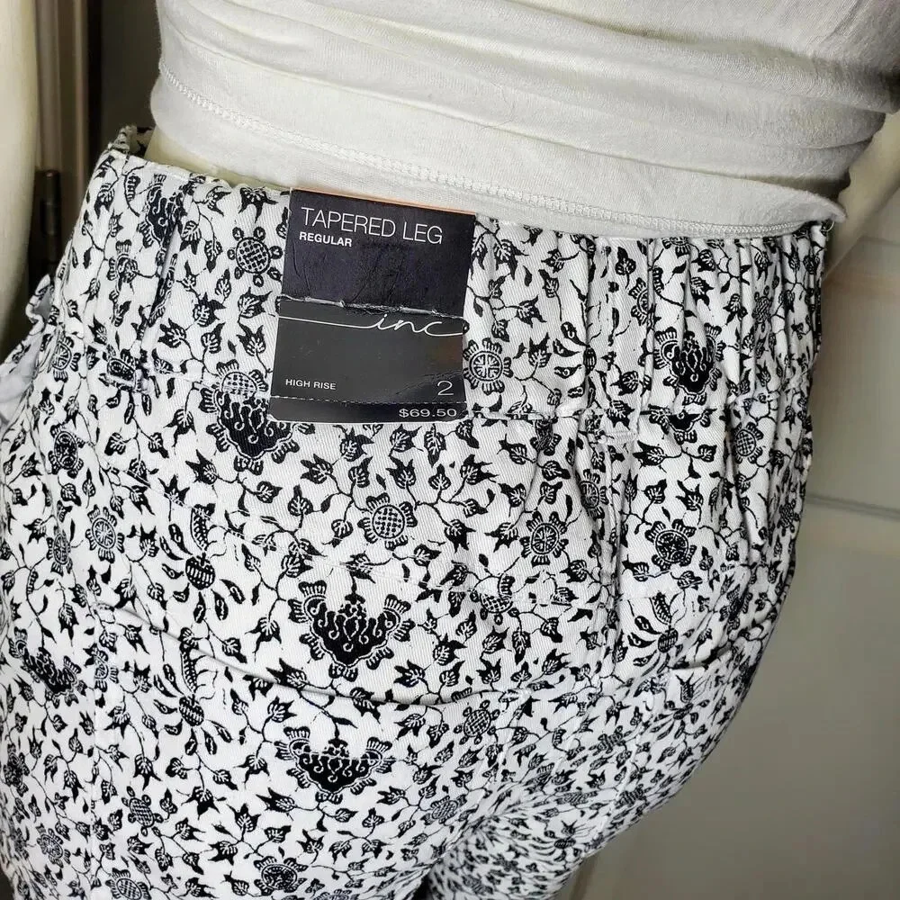 NWT INC Women's White Pocketed Joggers Elastic Waistband Cuffs Printed Pants - Picture 16 of 17